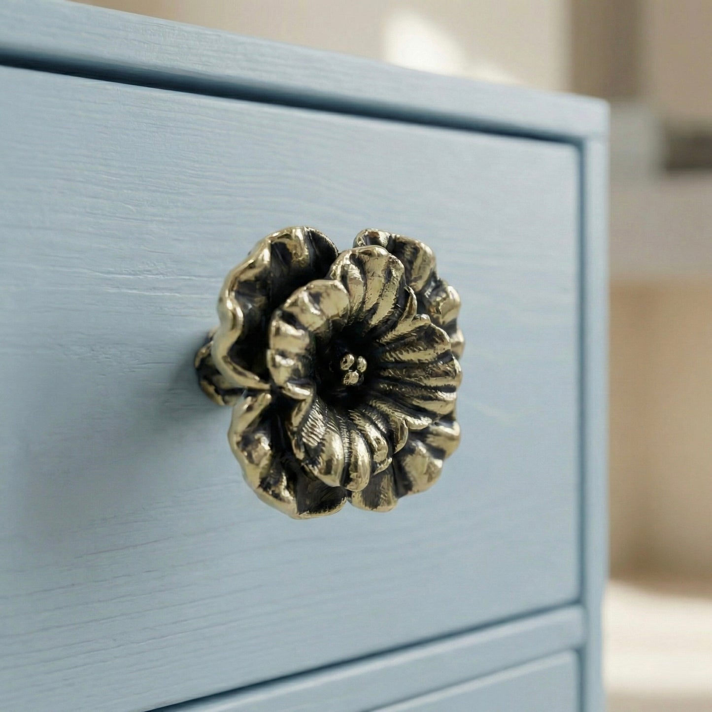 Flower Brass Cabinet Knobs – Set of 2 or 4