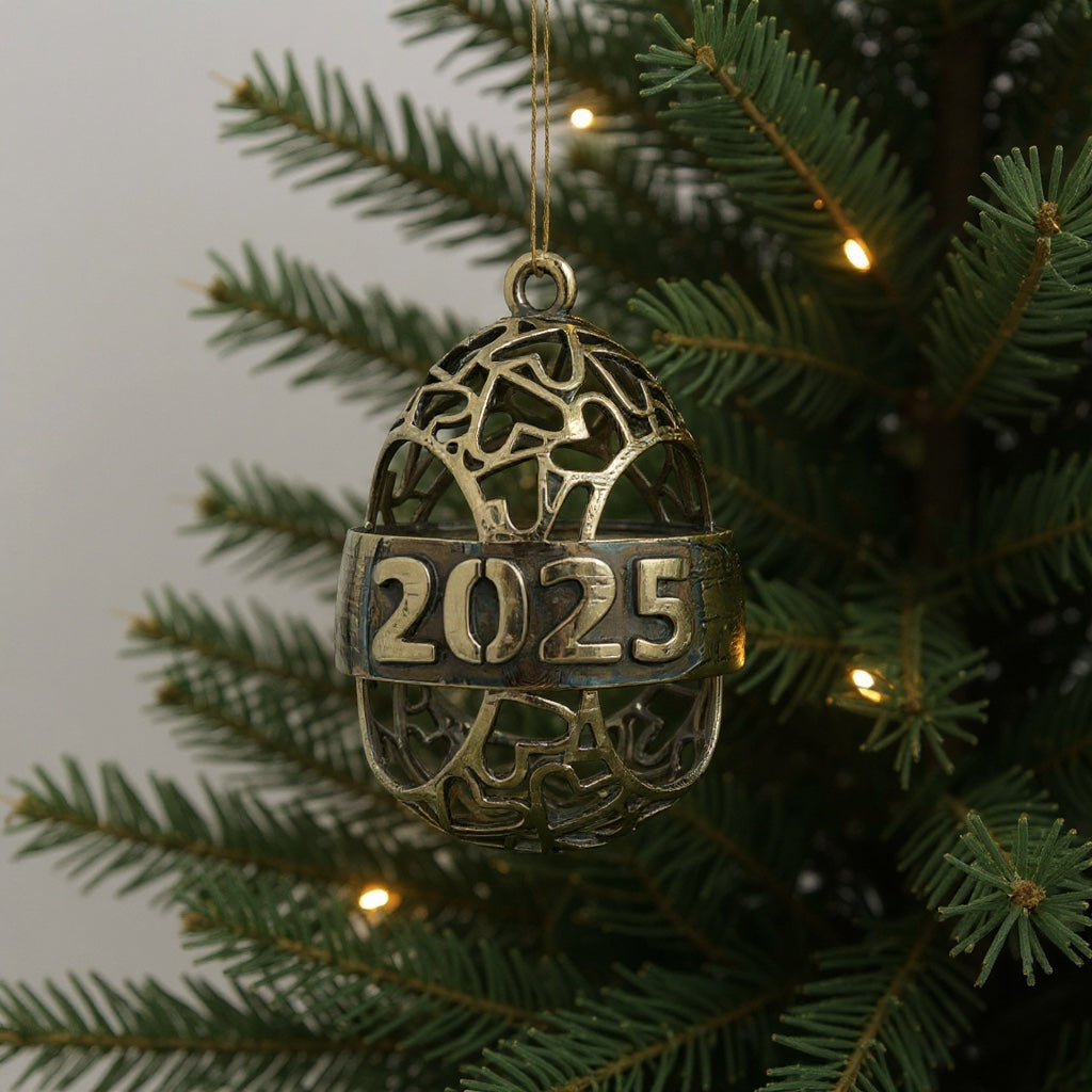 Personalised antique christmas bauble | open heart egg name ornament | set of 2 or 4