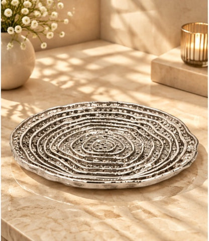 Spiral dosa tray in the silver finish