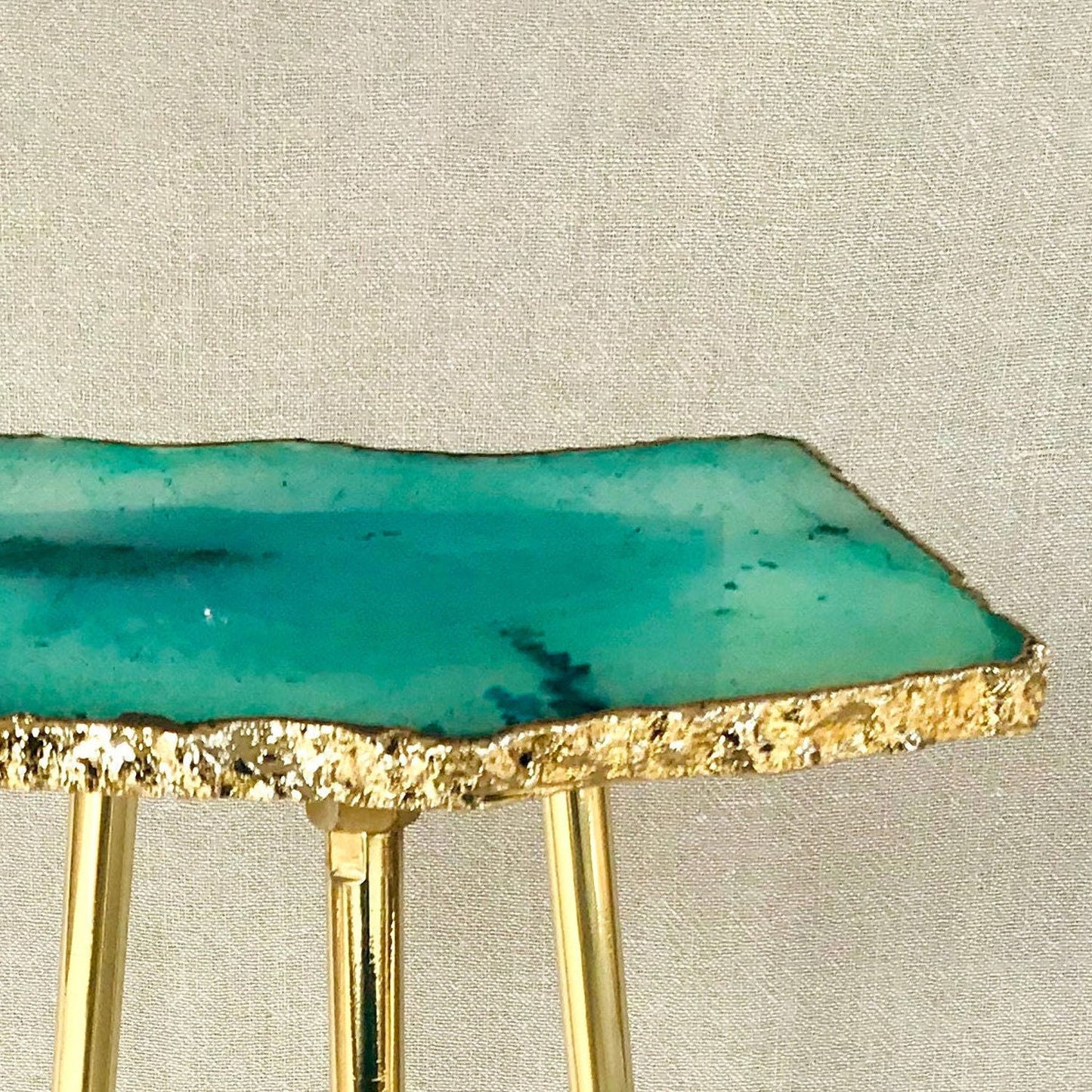 Small Aqua Agate/Single Piece/Crystal/Gemstone/Quartz Organic Edge Side/Drink/Table