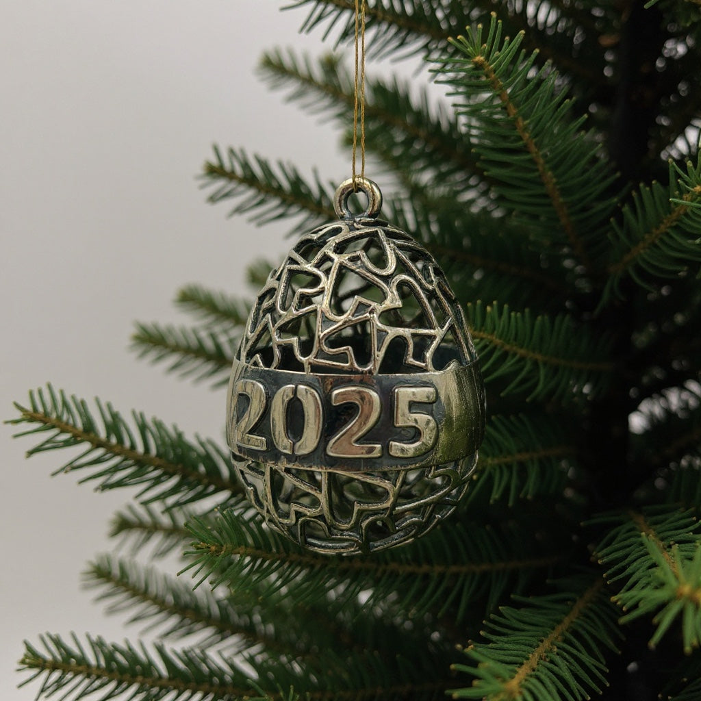 Personalised Heart egg christmas bauble | Antique cut out metallic ornament | set of 2 or 4