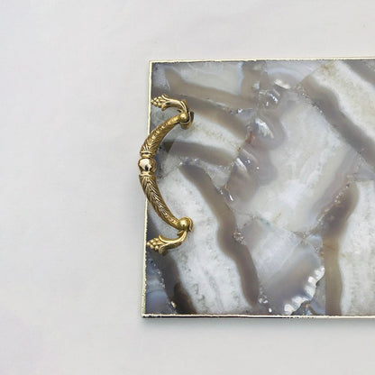 Wild agate rectangular tray – Royal Arch handle close-up, diagonal grey and charcoal stone banding, India