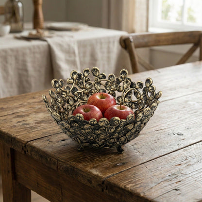 Small Leaf Bowl – Decorative Serveware | Nut Bowl & Centrepiece | Gold, Silver or Antique Finish