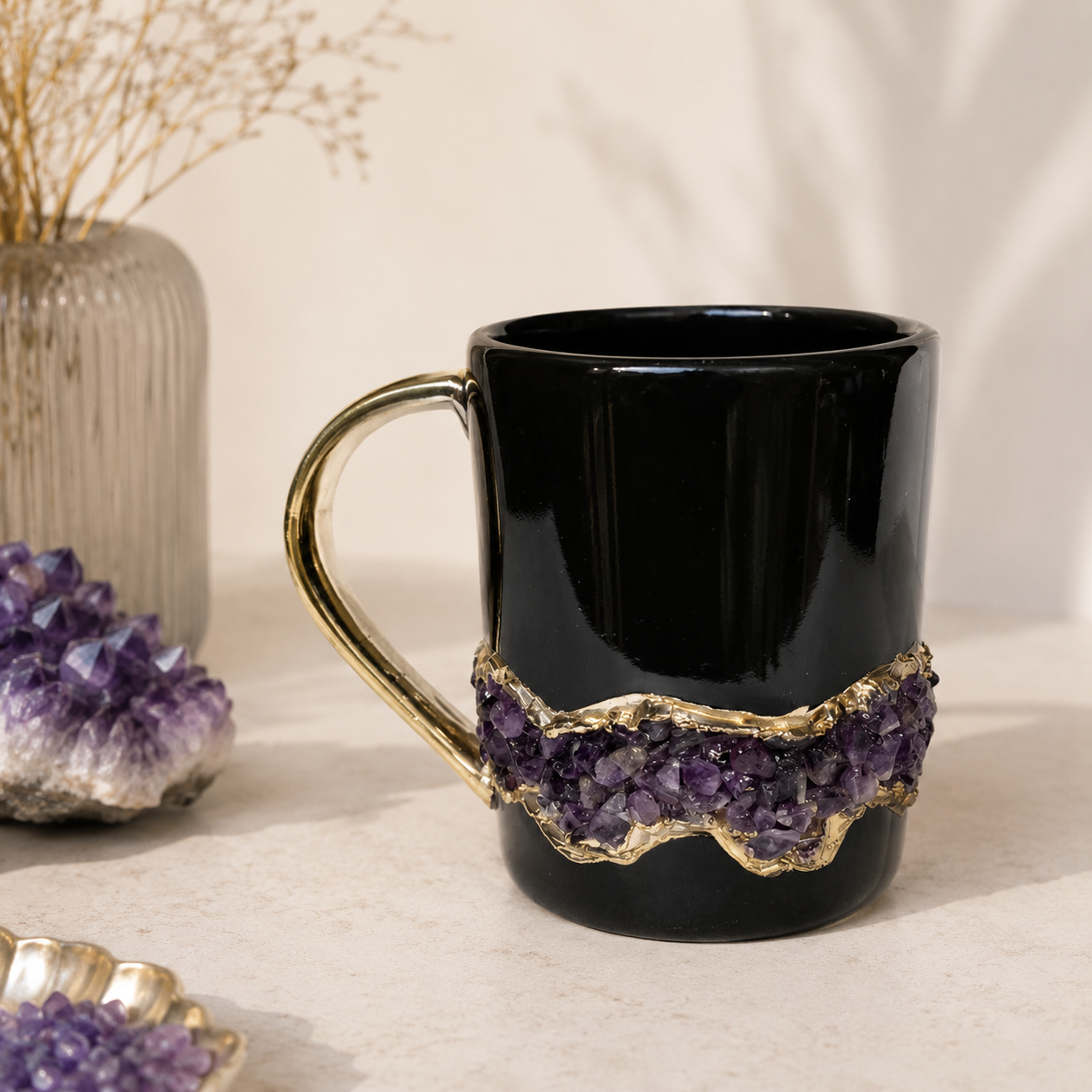 Crystal Chip Band Mug | Black & Gold | 12oz