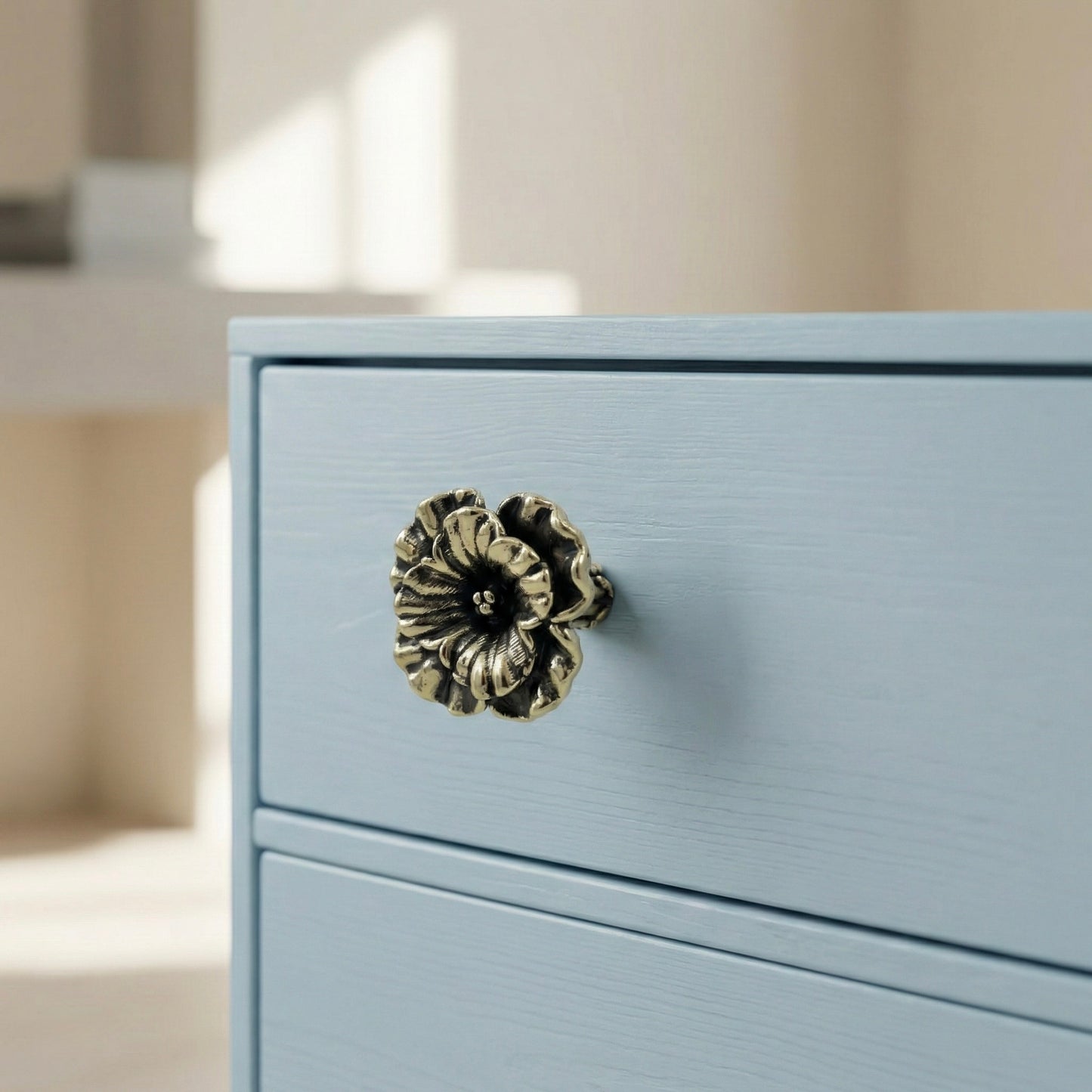 Antique Brass Flower Drawer Knobs