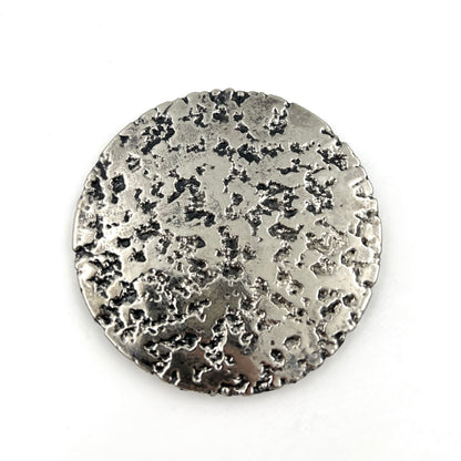 Custom engraved round coasters | Personalised metal name decor in gold, silver or antique | set of 4