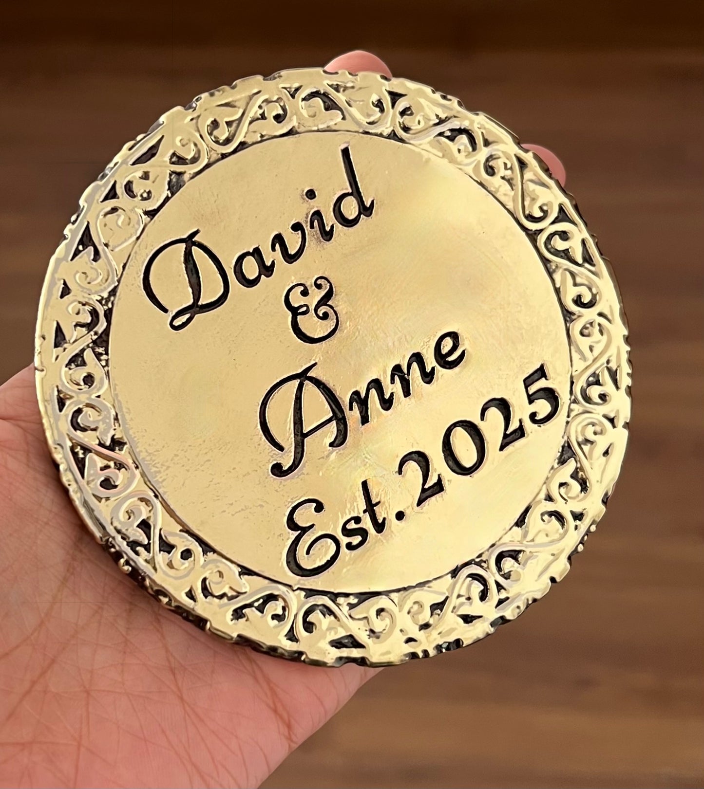 Custom engraved round coasters | Personalised metal name decor in gold, silver or antique | set of 4