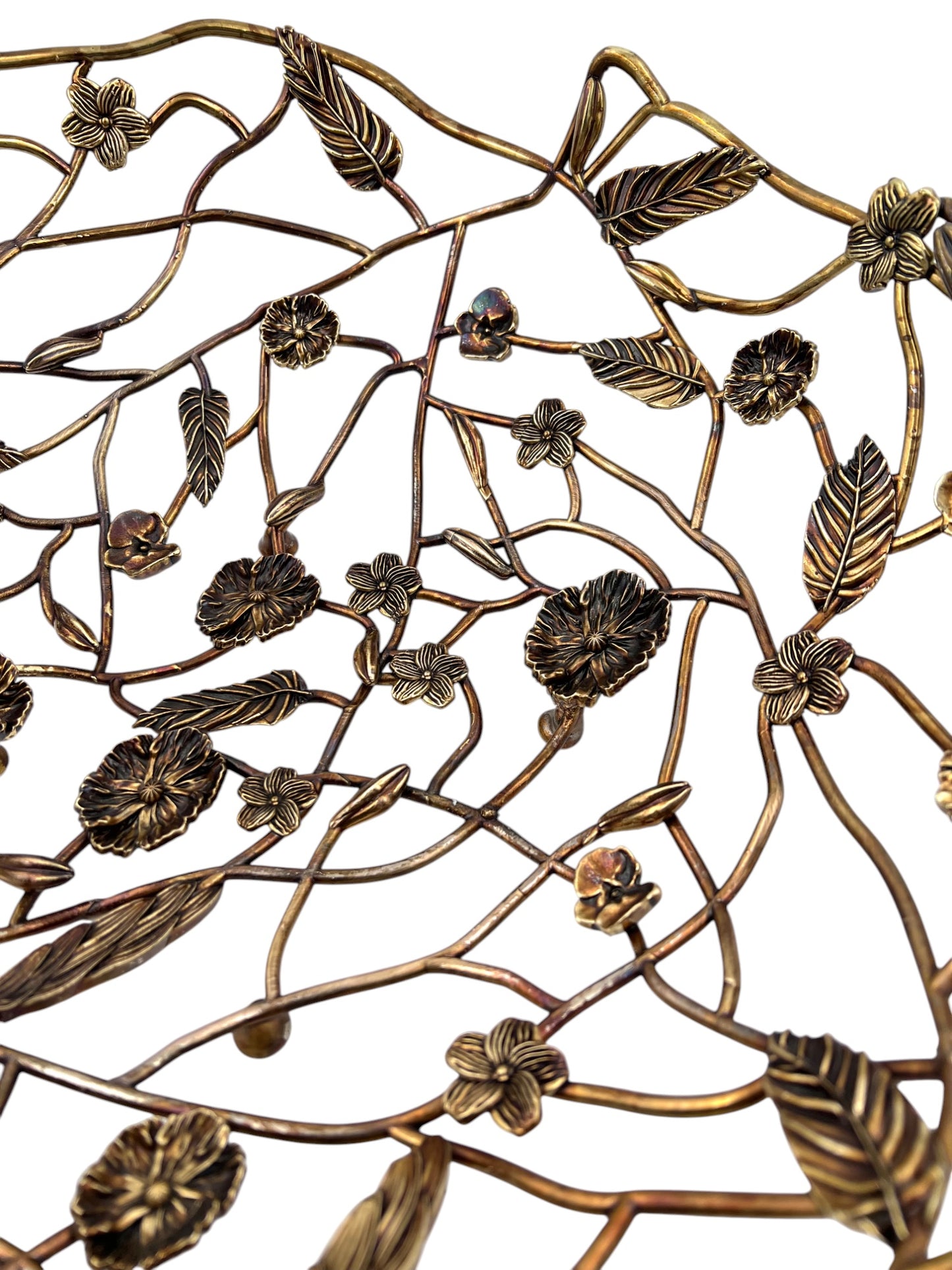 Blossom Weave – Metal Fruit Basket | Decorative Serveware & Floral Centrepiece