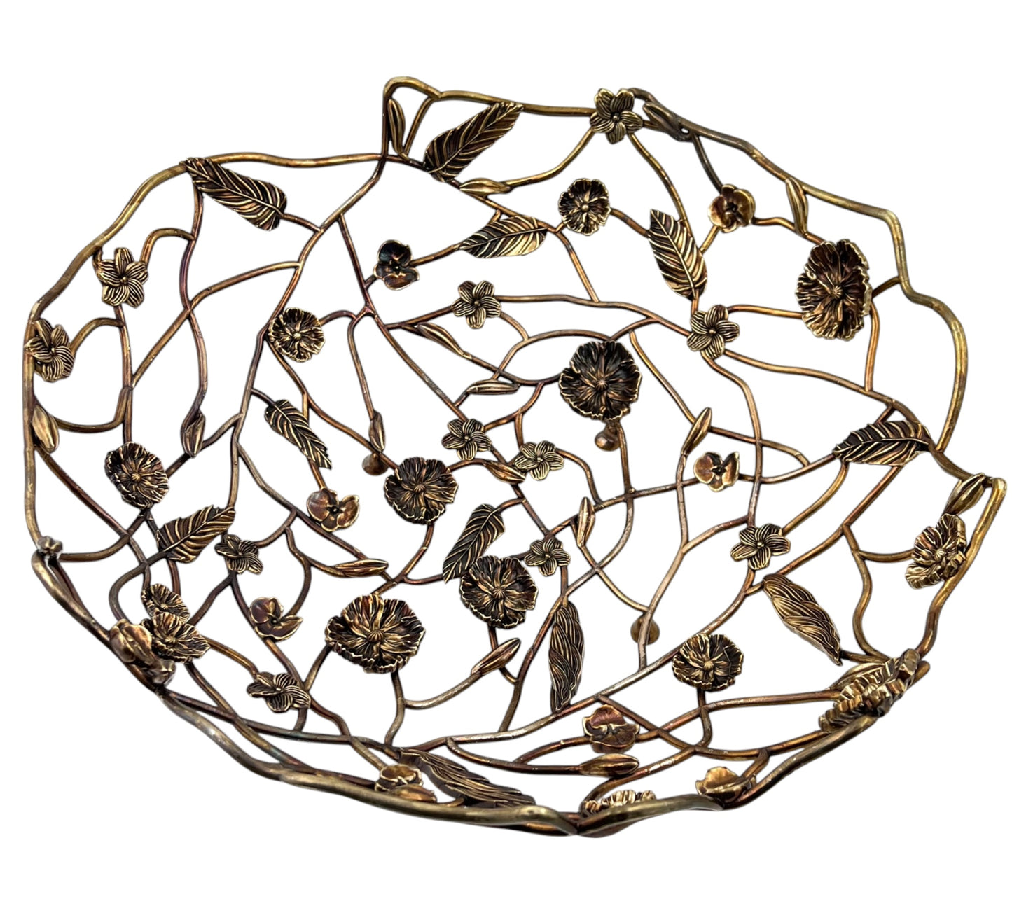 Blossom Weave – Metal Fruit Basket | Decorative Serveware & Floral Centrepiece