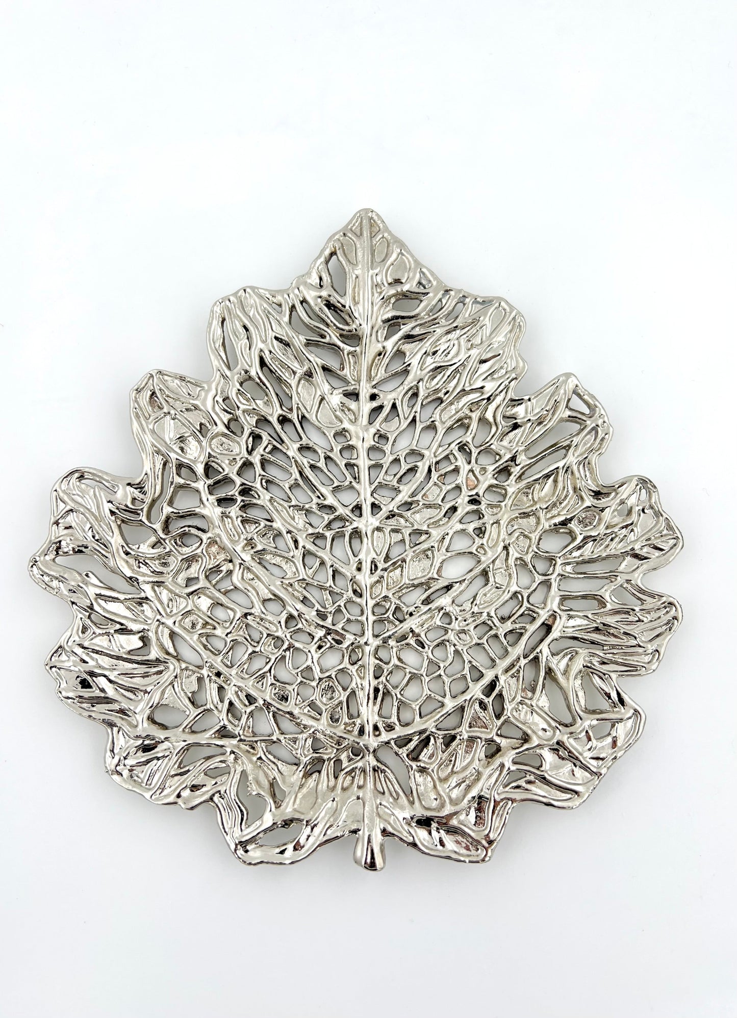Skeletal Leaf Tray - Decorative Metal Tray | Centrepiece | Home Accent | Gold, Silver or Antique Finish