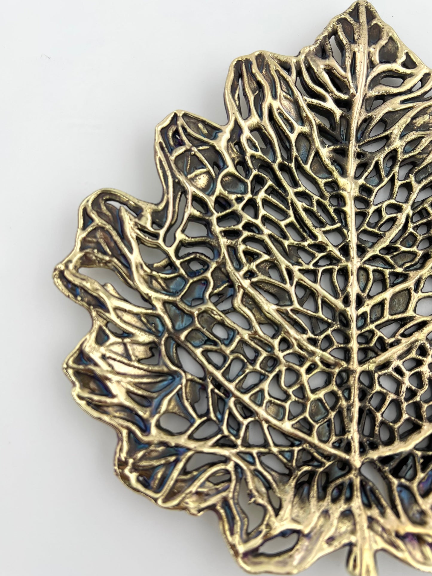 Skeletal Leaf Tray - Decorative Metal Tray | Centrepiece | Home Accent | Gold, Silver or Antique Finish