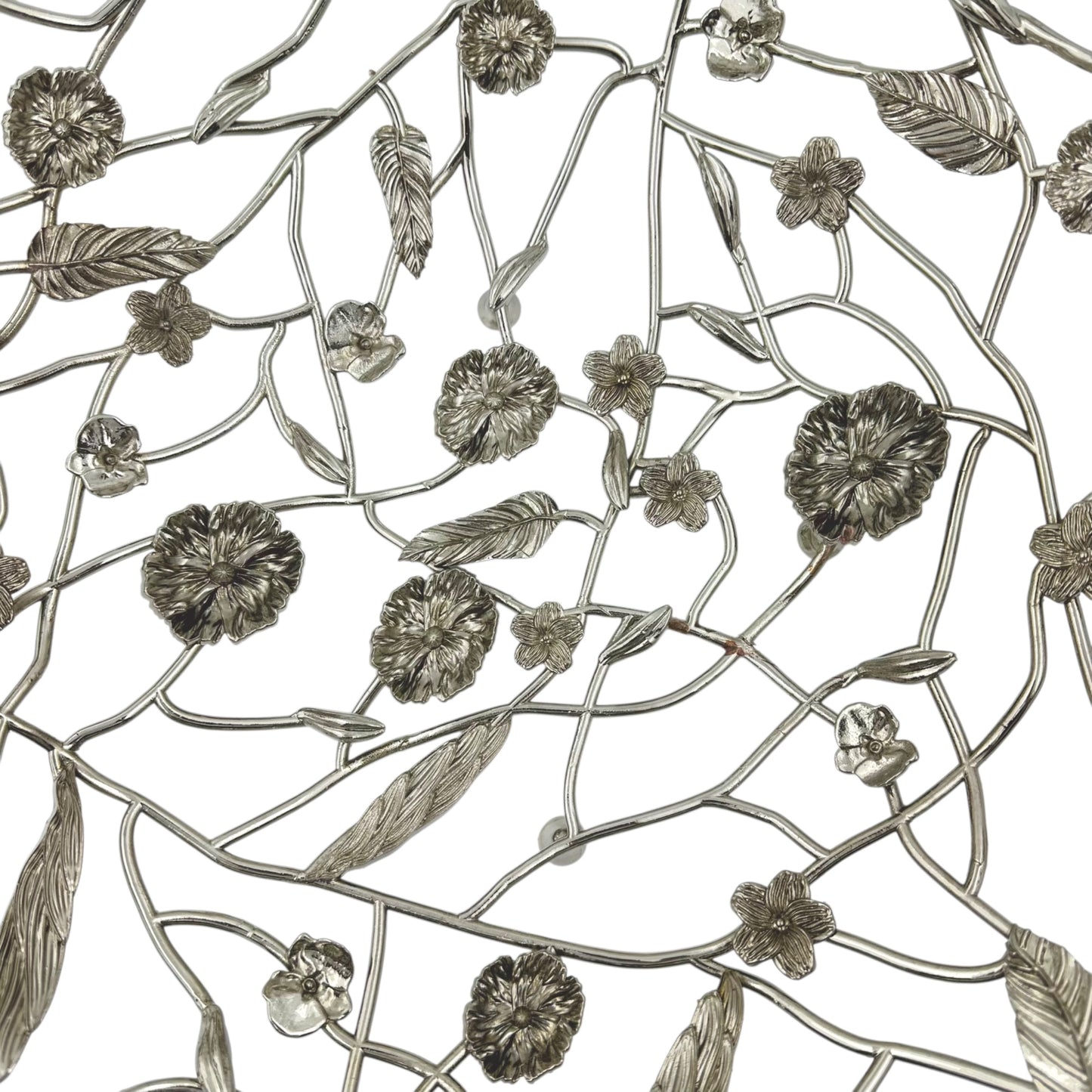 Blossom Weave – Metal Fruit Basket | Decorative Serveware & Floral Centrepiece