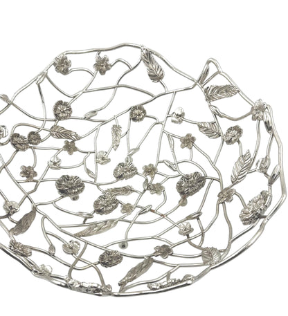 Blossom Weave – Metal Fruit Basket | Decorative Serveware & Floral Centrepiece