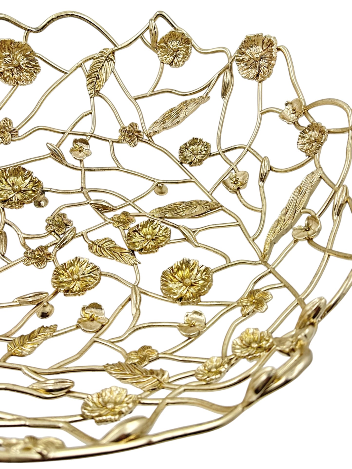 Blossom Weave – Metal Fruit Basket | Decorative Serveware & Floral Centrepiece