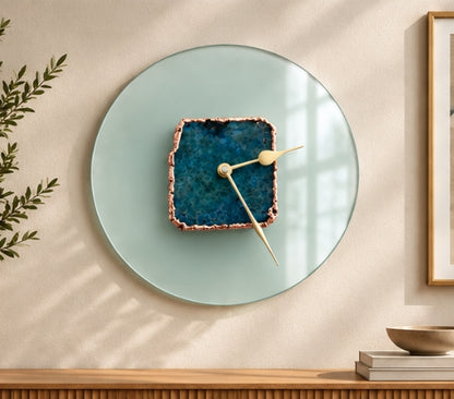 Glass agate wall clock in the rose gold finish