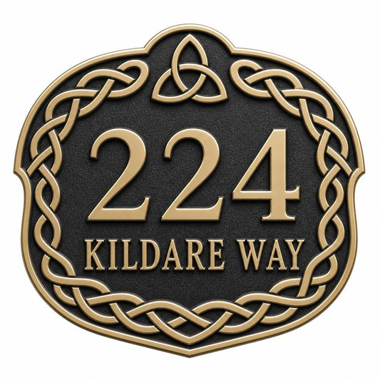 Celtic Knotwork plaque, front with number and one name line inside the knotwork border
