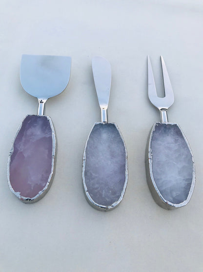 Rose Quartz Oval Cheese Serving Set - Silver finish detail