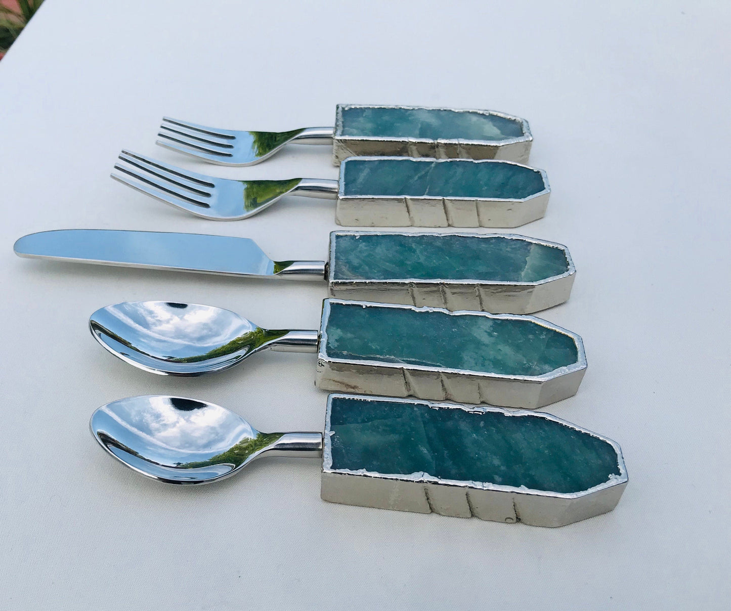 Set of 5 Pieces Green Agate Cutlery