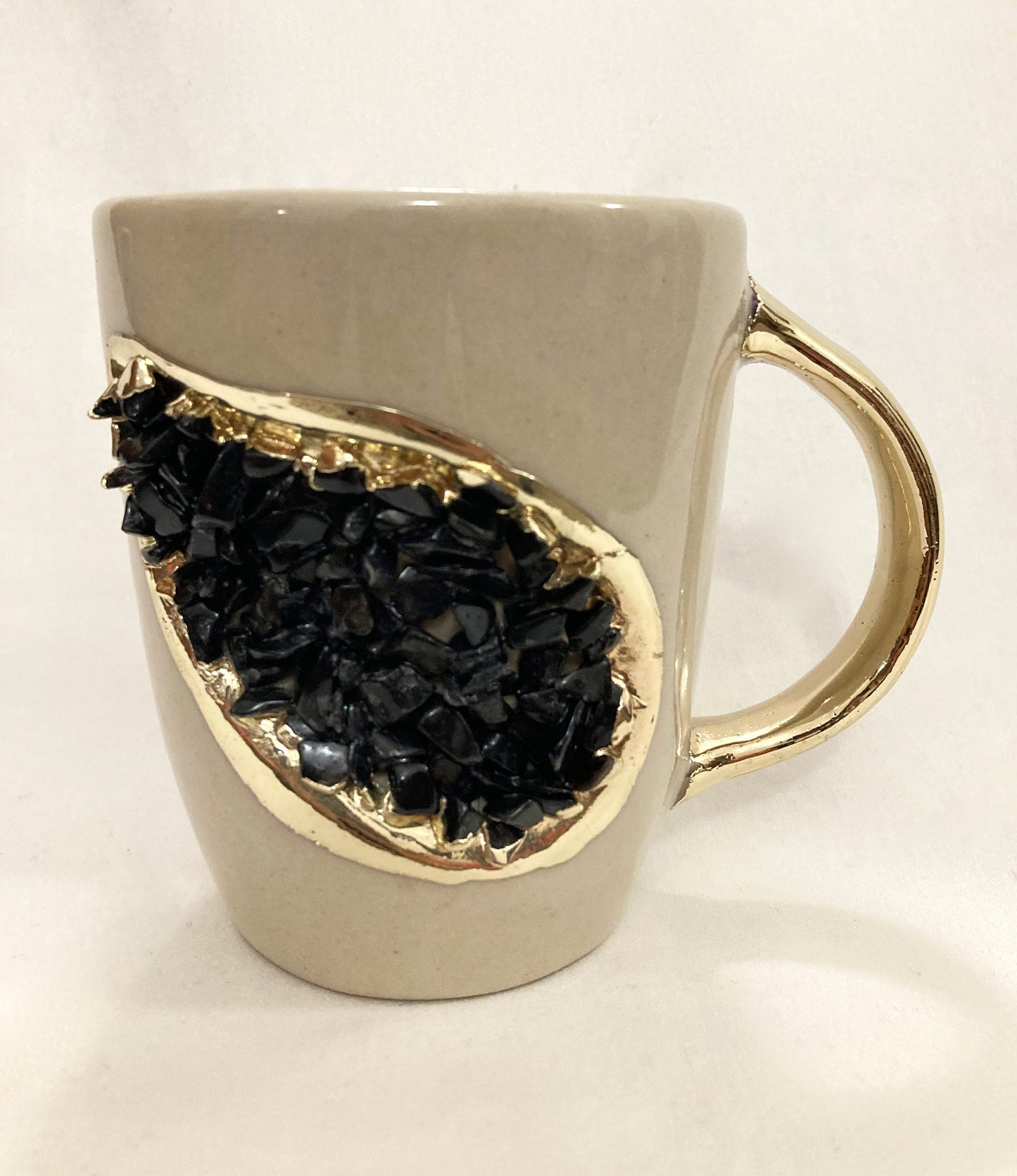 Set of 2 |Personalised Cream and Gold Ceramic Coffee/Tea Mug with Black Semi-precious Agate Crystal | 8 oz