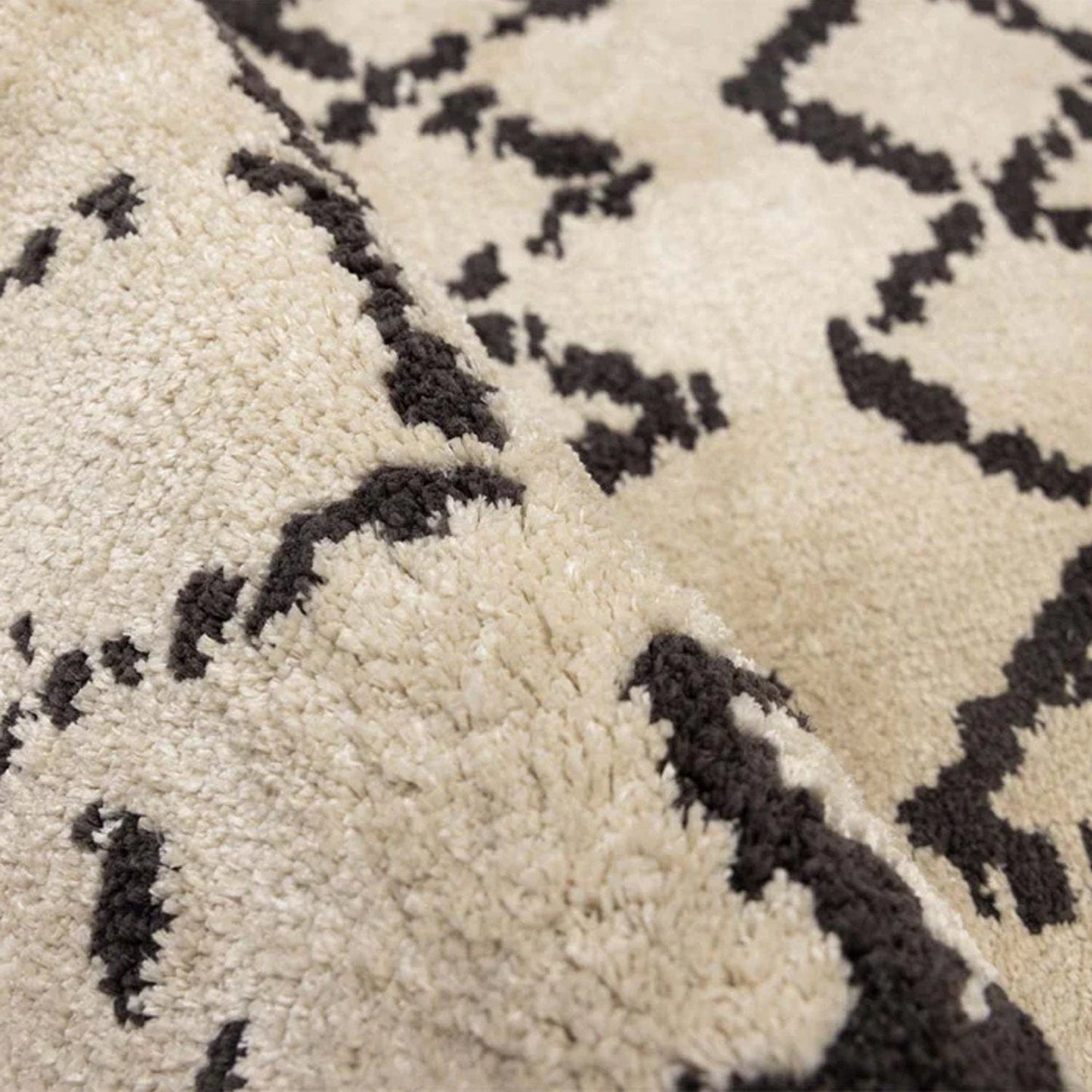 Cream & Black Handcrafted Pure Wool Rug