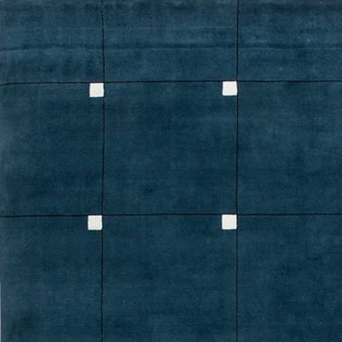 Blue & White Handcrafted Wool Tufted Rug