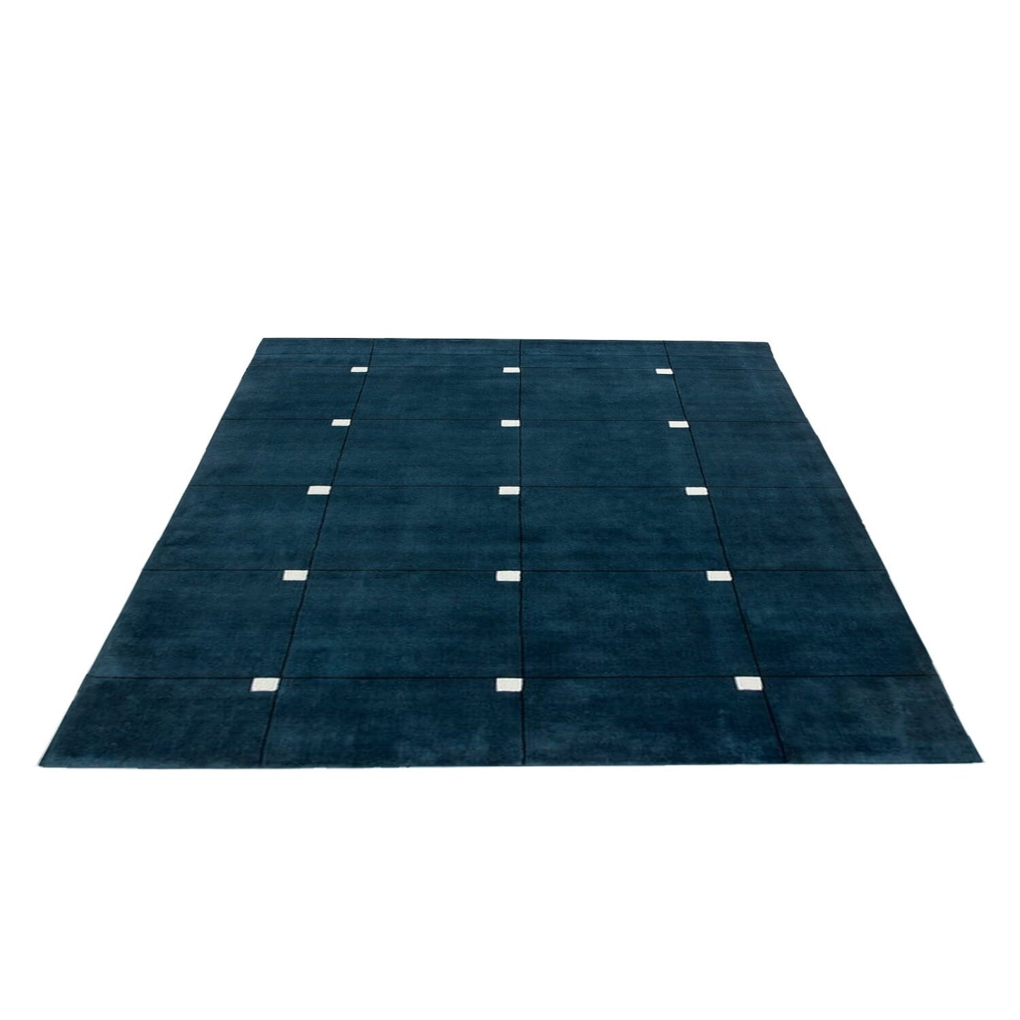 Blue & White Handcrafted Wool Tufted Rug