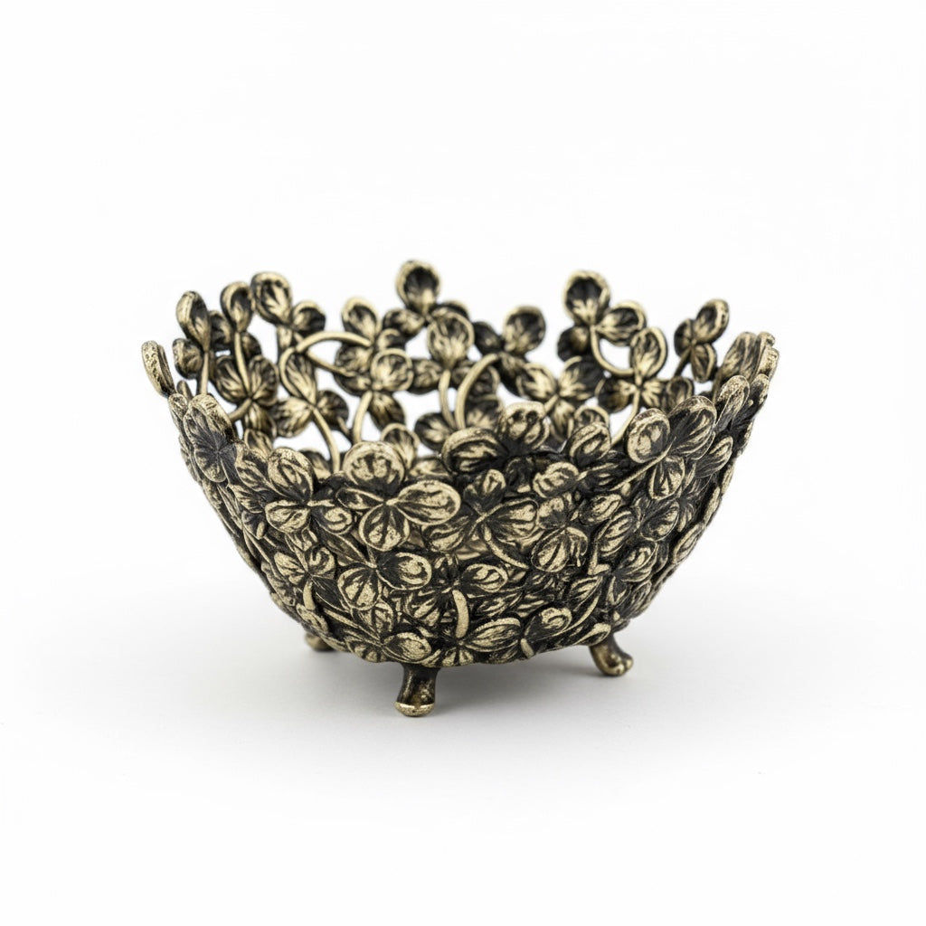 Small Leaf Bowl – Decorative Serveware | Nut Bowl & Centrepiece | Gold, Silver or Antique Finish